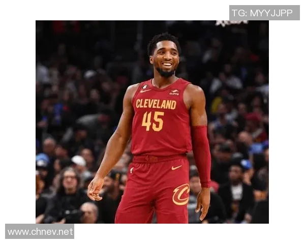 格兰特强行突破 自投自抢命中两分