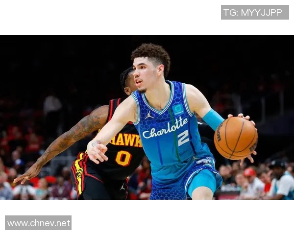 手感欠佳!克尼佩尔10中3贡献8分3助攻5失误 手感欠佳!克尼佩尔10中3贡献8分3助攻5失误