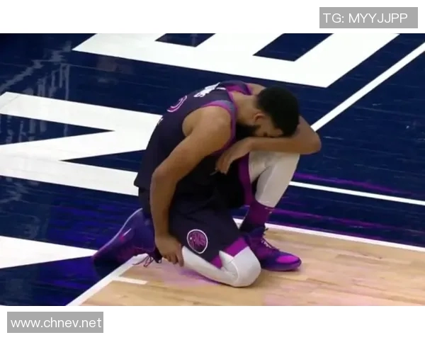 雄鹿官宣:小波特训练中右膝半月板受伤 将进行手术并至少休战4周 雄鹿官宣:小波特训练中右膝半月板受伤 将进行手术并至少休战4周