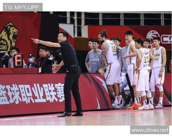 退出山西队?抵达浙江,谁注意李春江表态,或成中国男篮新帅人选 退出山西队?抵达浙江,谁注意李春江表态,或成中国男篮新帅人选