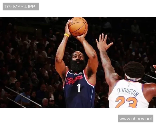 哈登23+9快船3人20+仍遭尼克斯逆转 小卡25分布伦森26+7